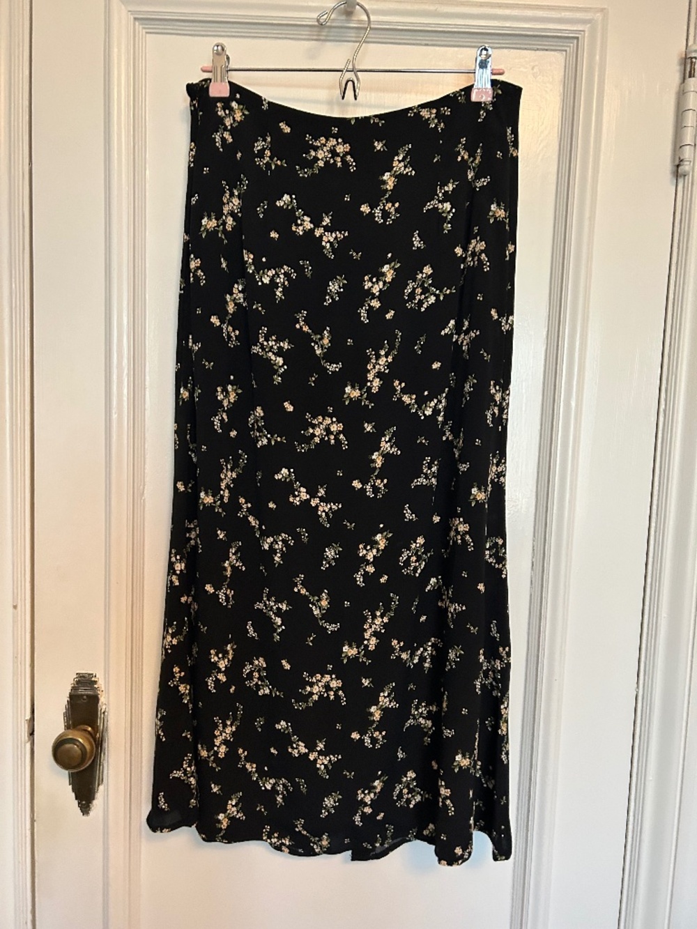 The Workshop Black Floral Maxi Skirt Sz Large